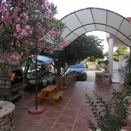 Apartments Depa Apartman *