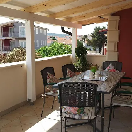 Διαμέρισμα Depa *